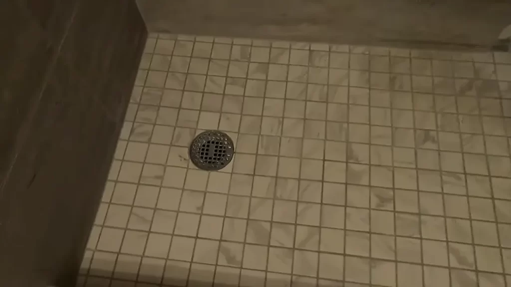 How to Effortlessly Install a Shower Drain Flange: Master the Process!