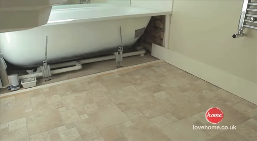 How to Install Linoleum Flooring in Bathroom