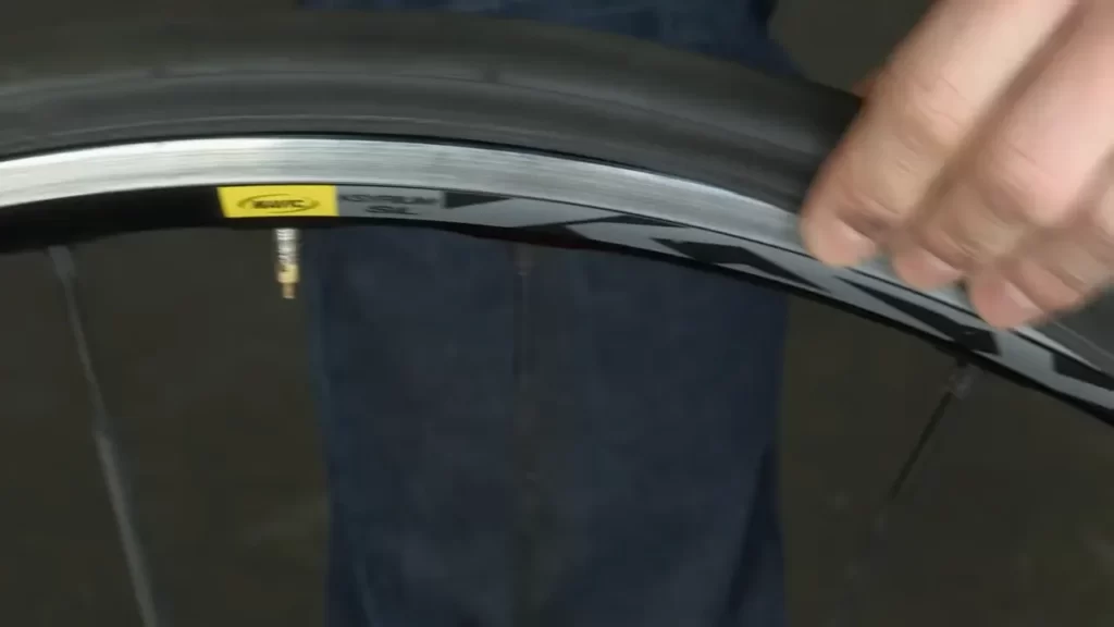 Installing The New Inner Tube