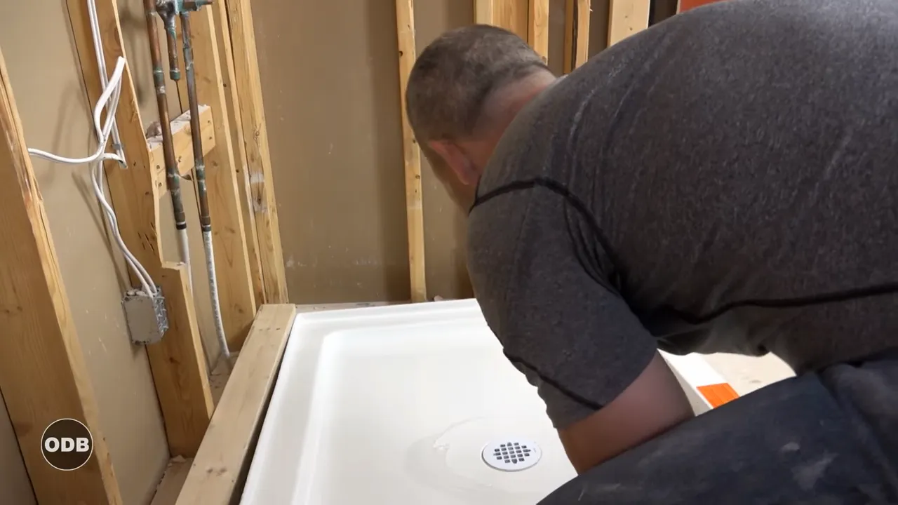 How to Install Tile Shower Pan Easily: Step-by-Step Guide