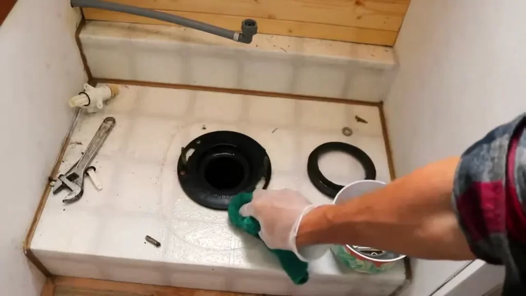 Remove The Old Rv Toilet