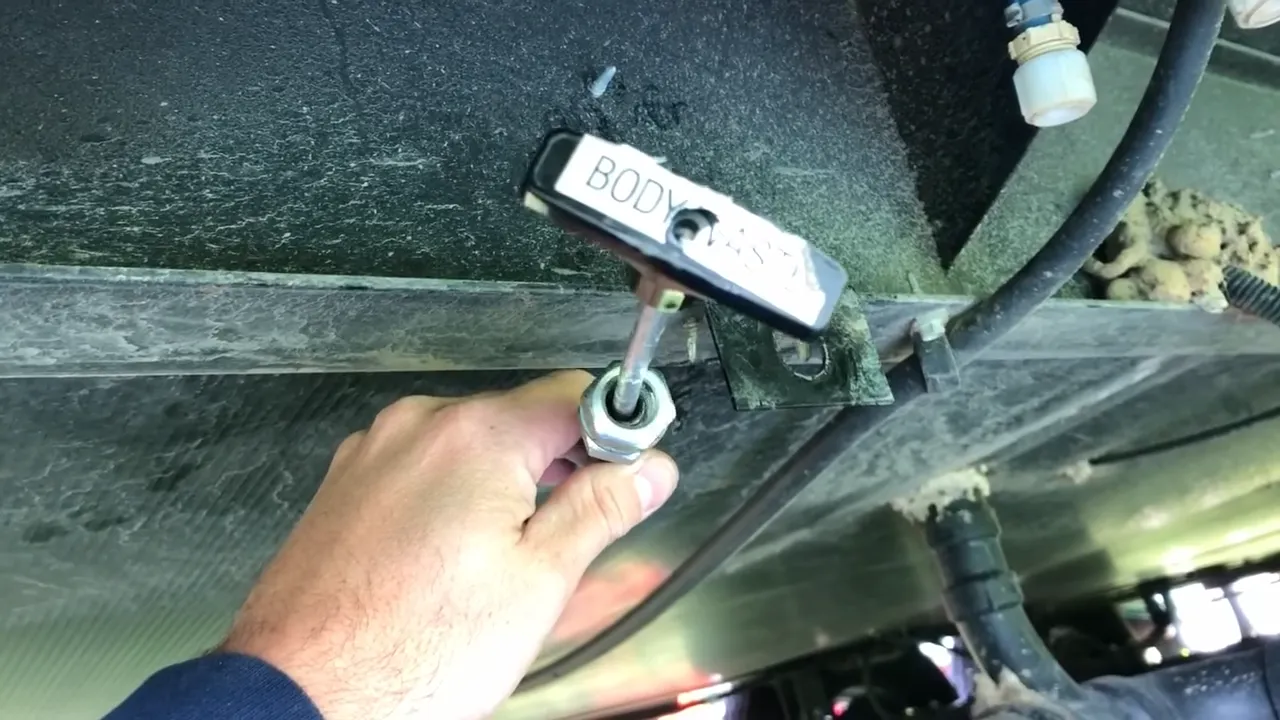 How to Install an Rv Waste Gate Valve With an Insulated Underbelly